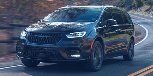 2023Chrysler Pacifica Review, Pricing, and Specs